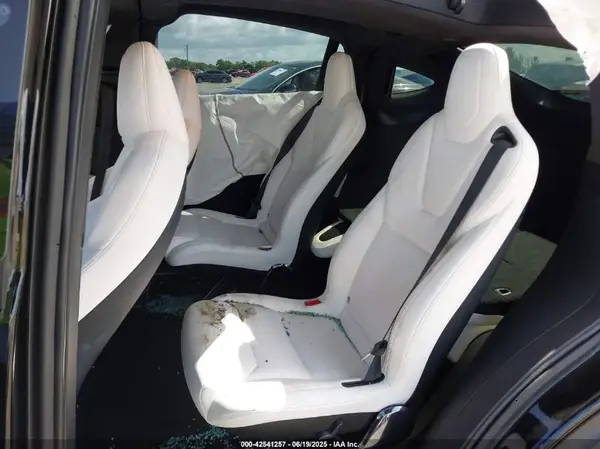5YJXCBE24LF239827 2020 TESLA MODEL X - Image 8