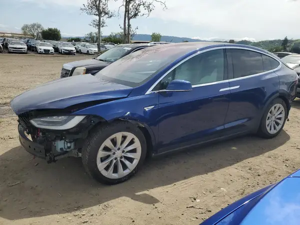 5YJXCBE25GF002639 2016 TESLA MODEL X - Image 1