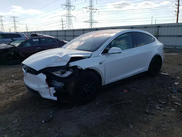 5YJXCBE25GF003046 2016 TESLA MODEL X - Image 1