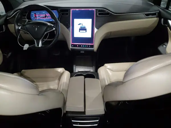 5YJXCBE25GF004035 2016 TESLA MODEL X - Image 8