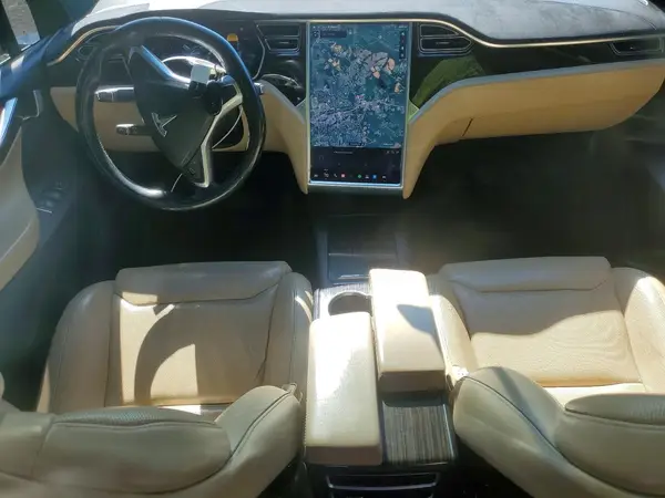 5YJXCBE25GF004214 2016 TESLA MODEL X - Image 8