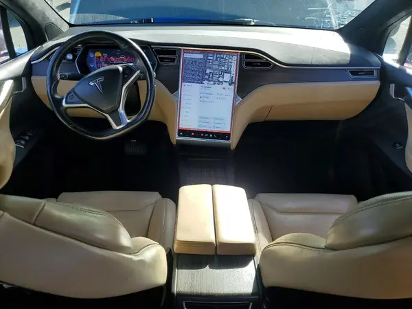 5YJXCBE25GF007467 2016 TESLA MODEL X - Image 8