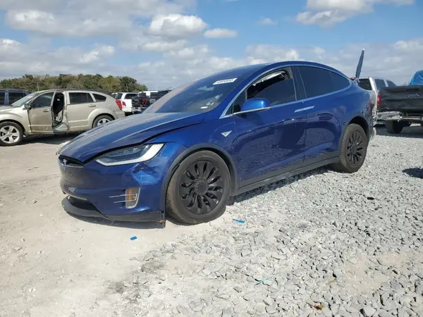 5YJXCBE25GF008179 2016 TESLA MODEL X - Image 1