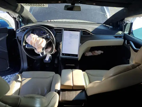 5YJXCBE25GF008179 2016 TESLA MODEL X - Image 8