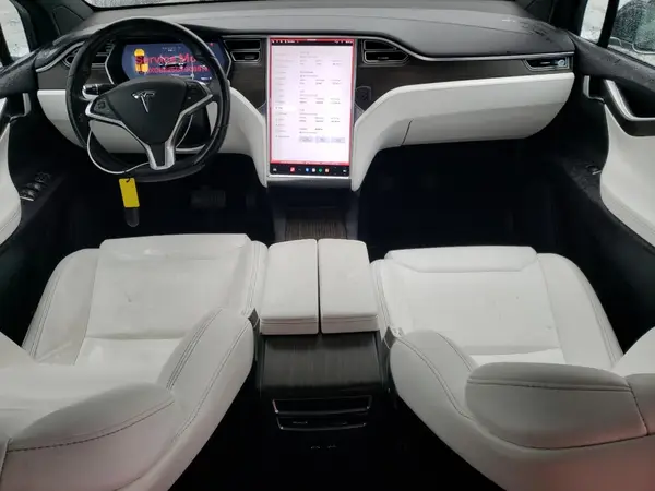 5YJXCBE25GF008814 2016 TESLA MODEL X - Image 8