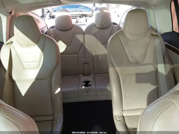 5YJXCBE25GF010160 2016 TESLA MODEL X - Image 8