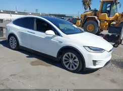 5YJXCBE25GF012202 2016 TESLA MODEL X