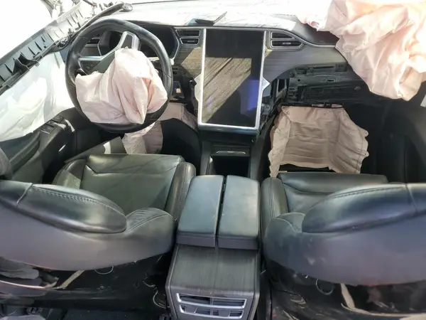 5YJXCBE25GF013432 2016 TESLA MODEL X - Image 8