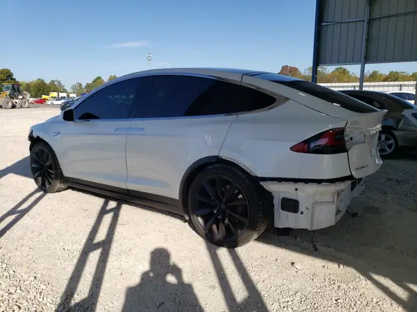 5YJXCBE25GF016329 2016 TESLA MODEL X - Image 2