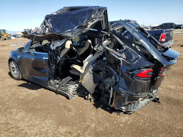 5YJXCBE25GF018405 2016 TESLA MODEL X - Image 2