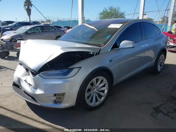 5YJXCBE25GF021322 2016 TESLA MODEL X - Image 2