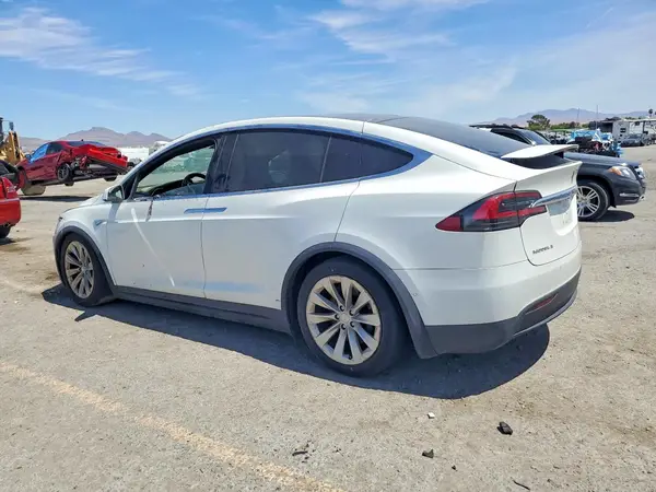 5YJXCBE25GF022017 2016 TESLA MODEL X - Image 2