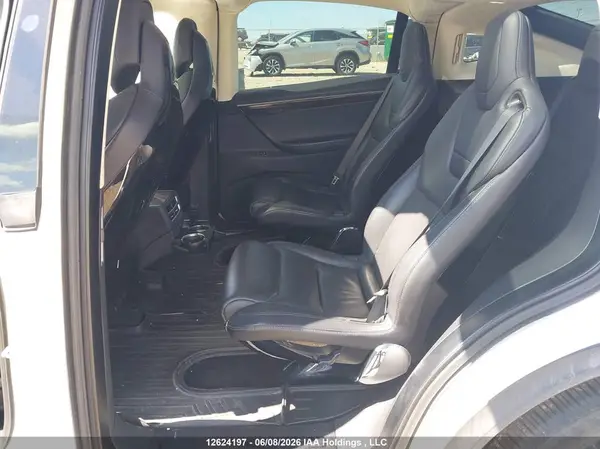 5YJXCBE25GF024334 2016 TESLA MODEL X - Image 8