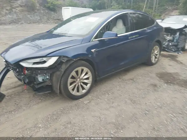 5YJXCBE25HF035545 2017 TESLA MODEL X - Image 2