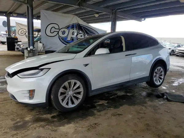 5YJXCBE25HF041720 2017 TESLA MODEL X - Image 1