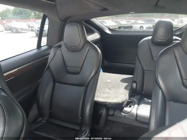 5YJXCBE25HF043550 2017 TESLA MODEL X - Image 8