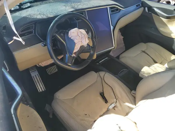 5YJXCBE25HF055391 2017 TESLA MODEL X - Image 8