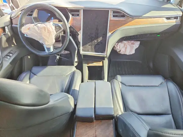 5YJXCBE25HF070151 2017 TESLA MODEL X - Image 8