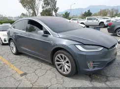 5YJXCBE25HF076984 2017 TESLA MODEL X
