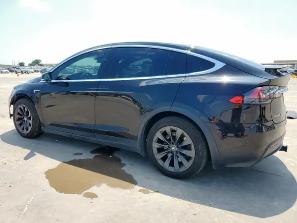 5YJXCBE25JF132458 2018 TESLA MODEL X - Image 2