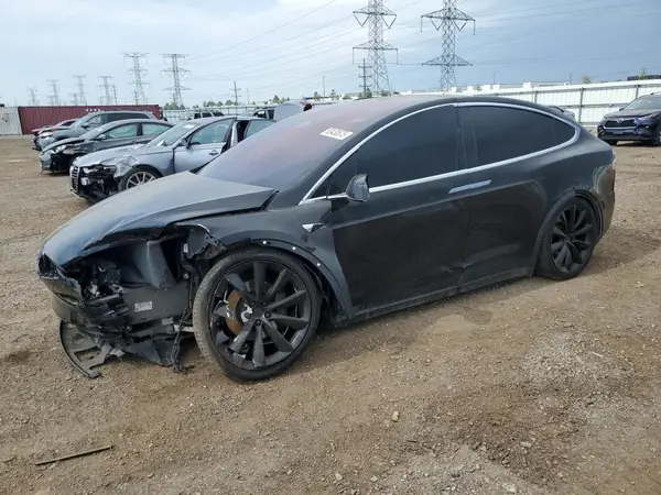 5YJXCBE25JF137952 2018 TESLA MODEL X - Image 1