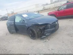 5YJXCBE25JF139300 2018 TESLA MODEL X