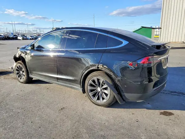 5YJXCBE25KF151478 2019 TESLA MODEL X - Image 2