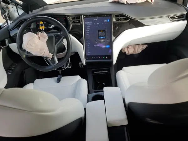 5YJXCBE25KF155112 2019 TESLA MODEL X - Image 8