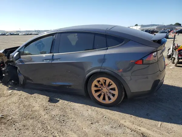 5YJXCBE25LF239111 2020 TESLA MODEL X - Image 2