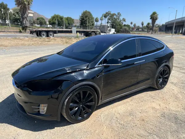 5YJXCBE25LF272352 2020 TESLA MODEL X - Image 2