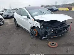 5YJXCBE25LF282282 2020 TESLA MODEL X