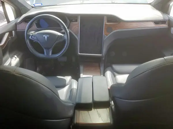 5YJXCBE25LF305236 2020 TESLA MODEL X - Image 8