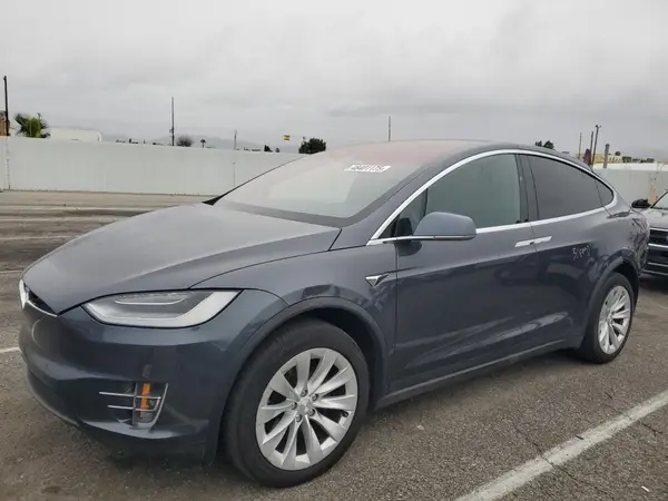 5YJXCBE25LF305575 2020 TESLA MODEL X - Image 1