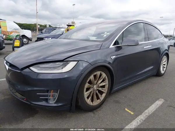 5YJXCBE26GF003038 2016 TESLA MODEL X - Image 2