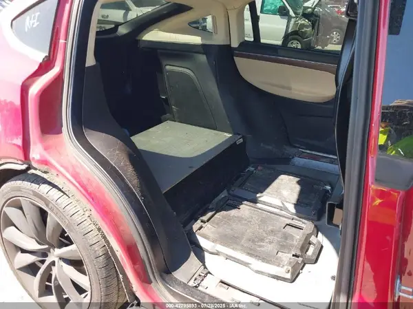 5YJXCBE26GF003346 2016 TESLA MODEL X - Image 8