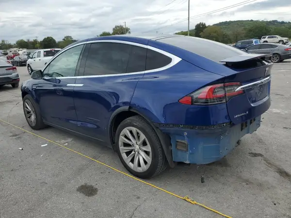 5YJXCBE26GF003511 2016 TESLA MODEL X - Image 2