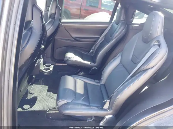 5YJXCBE26GF005047 2016 TESLA MODEL X - Image 8