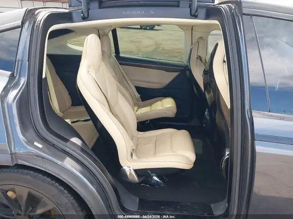 5YJXCBE26GF015383 2016 TESLA MODEL X - Image 8