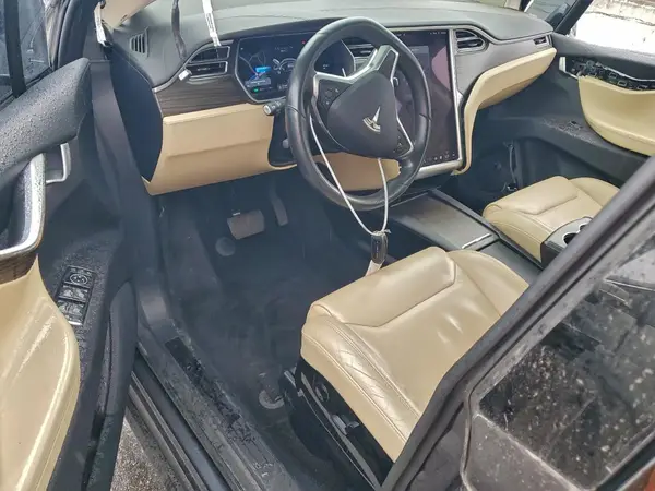 5YJXCBE26GF016386 2016 TESLA MODEL X - Image 8