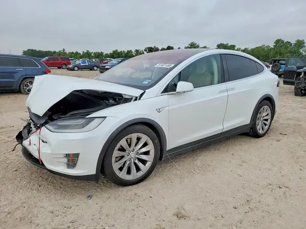 5YJXCBE26GF016548 2016 TESLA MODEL X - Image 1