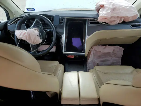 5YJXCBE26GF016548 2016 TESLA MODEL X - Image 8