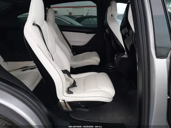 5YJXCBE26GF022897 2016 TESLA MODEL X - Image 8