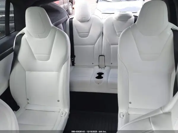 5YJXCBE26HF039250 2017 TESLA MODEL X - Image 8