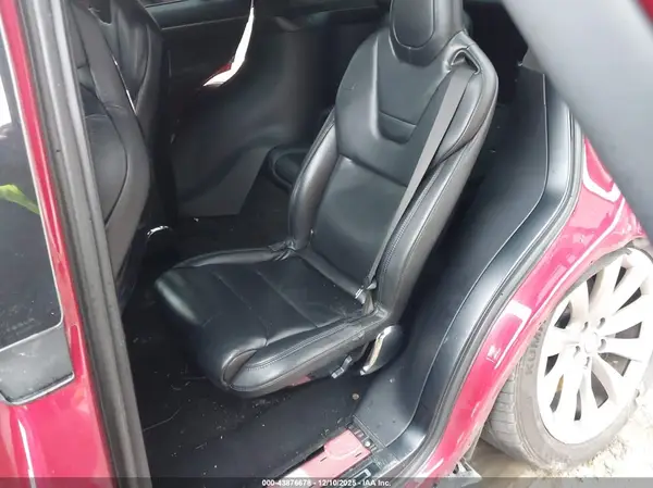 5YJXCBE26HF043749 2017 TESLA MODEL X - Image 8