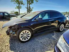 5YJXCBE26HF048854 2017 TESLA MODEL X