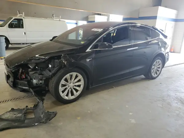 5YJXCBE26HF056789 2017 TESLA MODEL X - Image 1