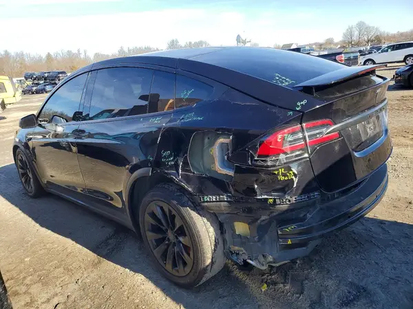 5YJXCBE26HF060244 2017 TESLA MODEL X - Image 2