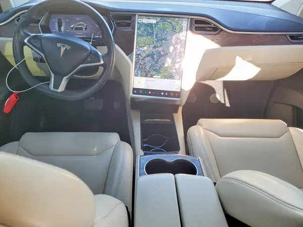 5YJXCBE26HF060244 2017 TESLA MODEL X - Image 8