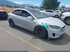 5YJXCBE26HF068098 2017 TESLA MODEL X
