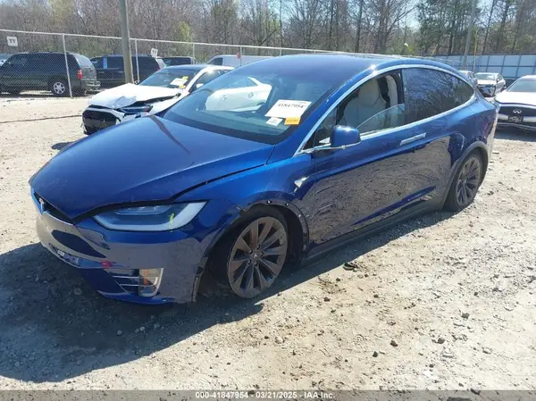 5YJXCBE26HF079022 2017 TESLA MODEL X - Image 2